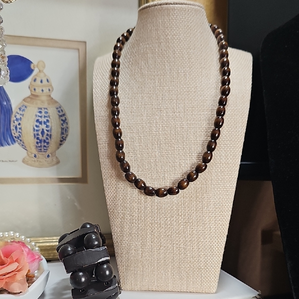 Elegant Brown Beaded Necklace Set